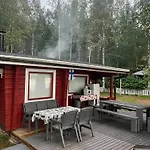 Saunamoekki Kurjenrahkan Kansallispuistossa