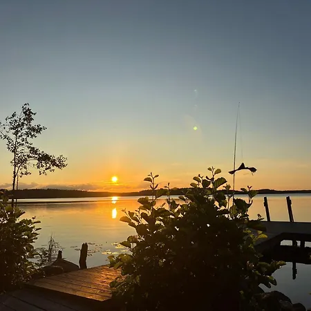 شاليه Saunamoekki Kurjenrahkan Kansallispuistossa
