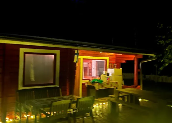 Σαλέ Saunamoekki Kurjenrahkan Kansallispuistossa